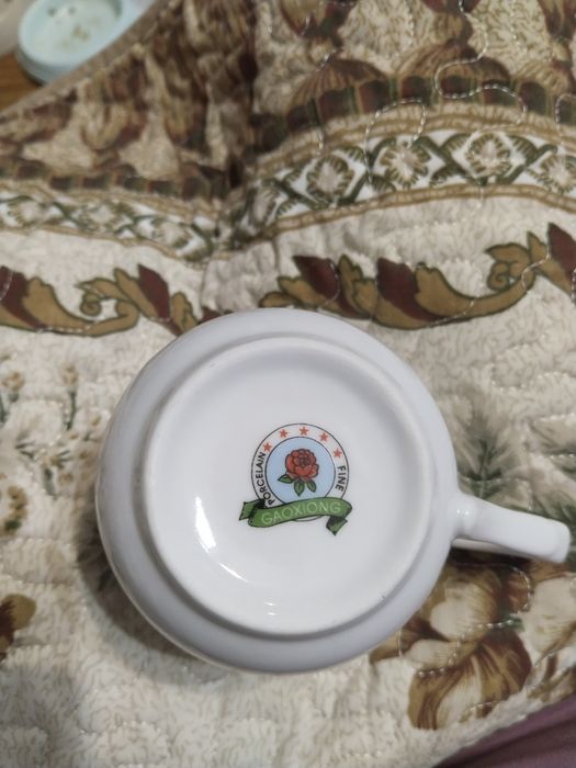 Чайный сервиз на 6 персон