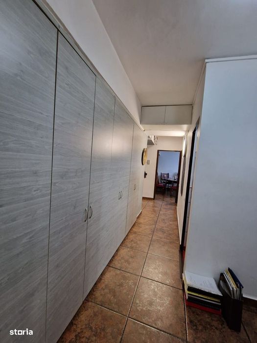 Ultracentral! Apartament spațios 3 camere, 2 băi și 2 balcoane