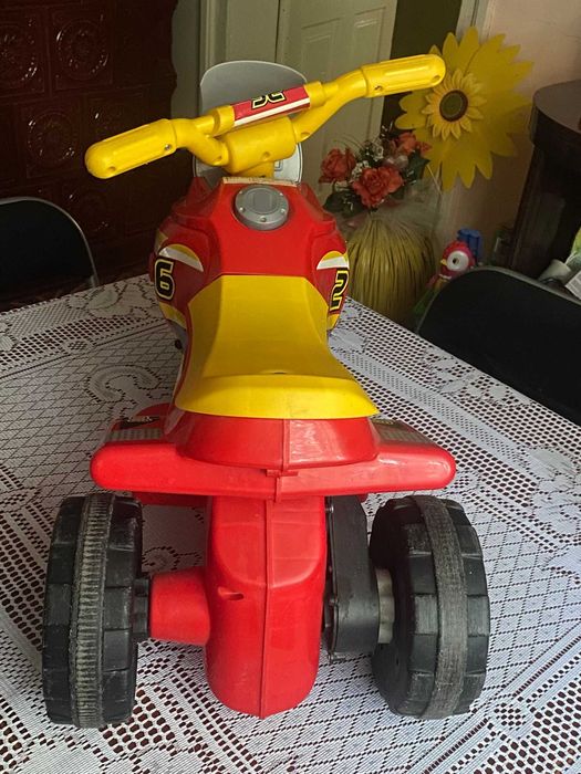 Motocicleta  electrica pentru copii