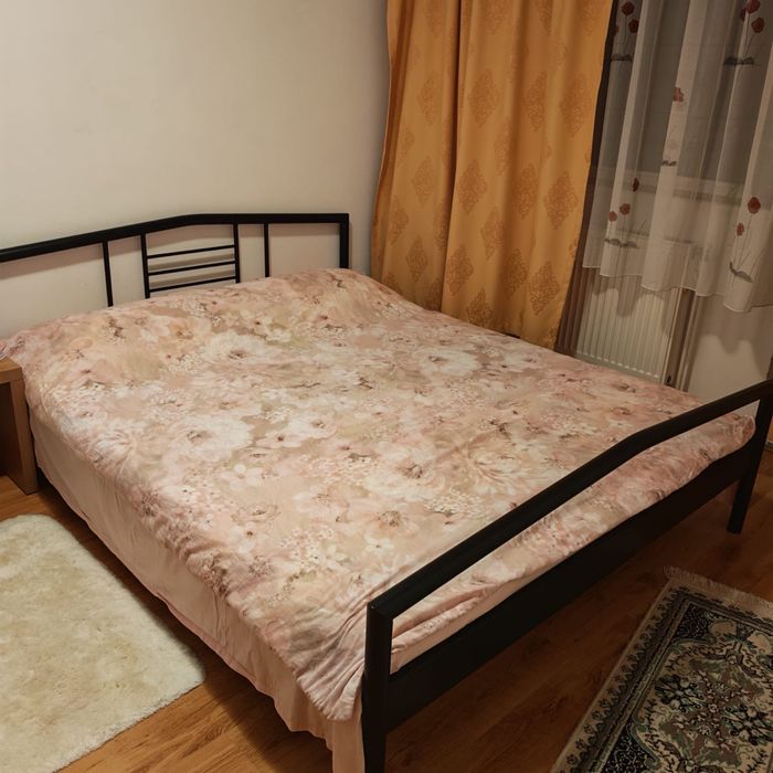 Pat cu saltea inclusa