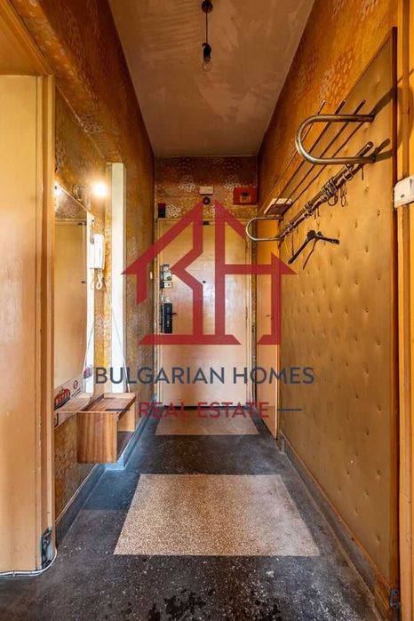 Продава се Тристаен апартамент в София, Център - 74 кв.м за 2973 €/кв.м - Снимка #10