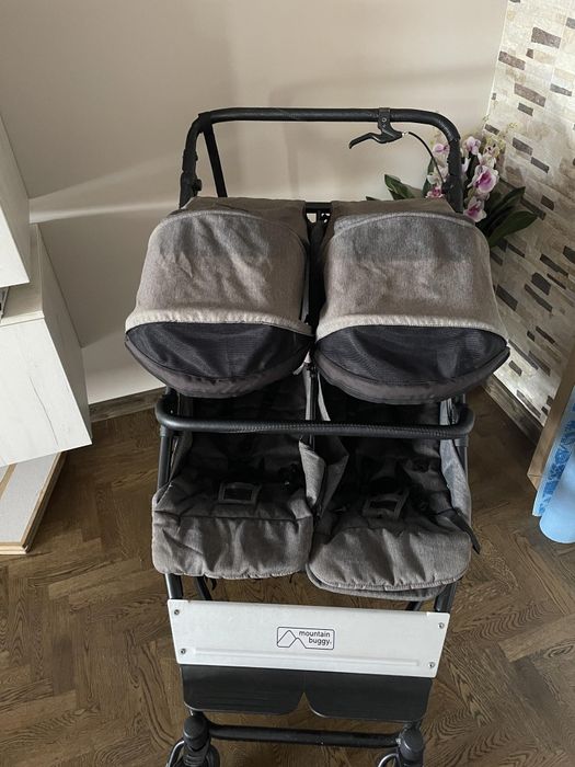 Количка за близнаци Mountain Buggy Duet