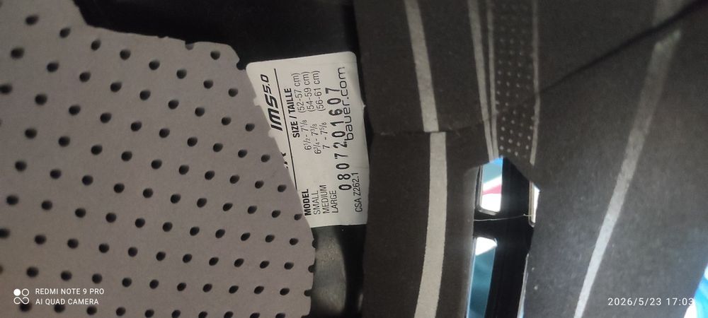 Продам Форму для Хоккея.