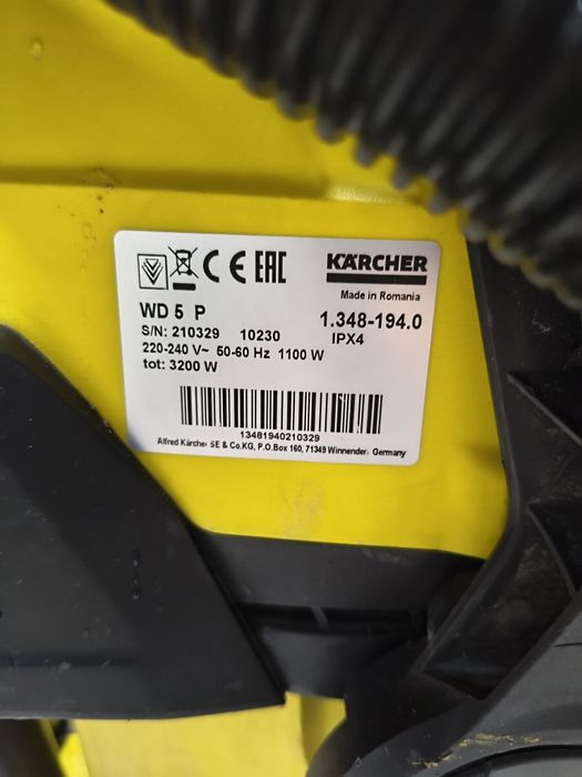Строительный пылесос Karcher wd5