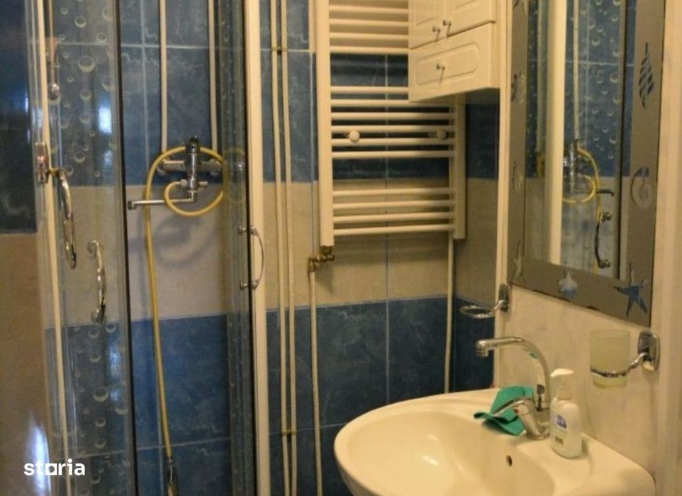 2 camere decomandat Pacurari et 1  mobilat si utilat Cod:163407