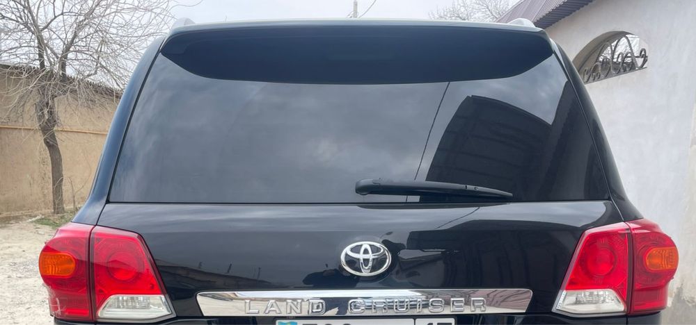 Тоиота 200  Жылы 2012