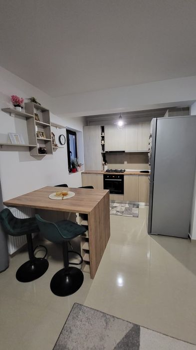 Inchiriez apartament 2 camere