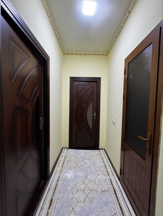 ШАХАР МАРКАЗИДА 1 хонали квартира сотувда