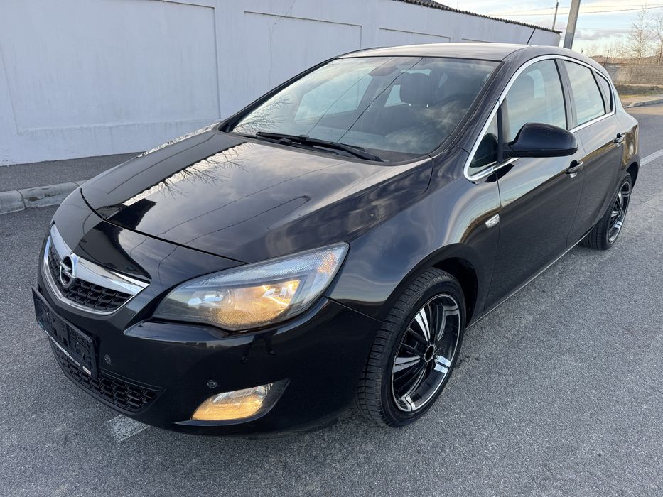 Opel Astra J 2.0 Diesel 160 cp *2011* 188.000km / Euro 5