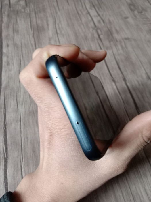 Samsung galaxy a54 5g 8+8/256 holati alo