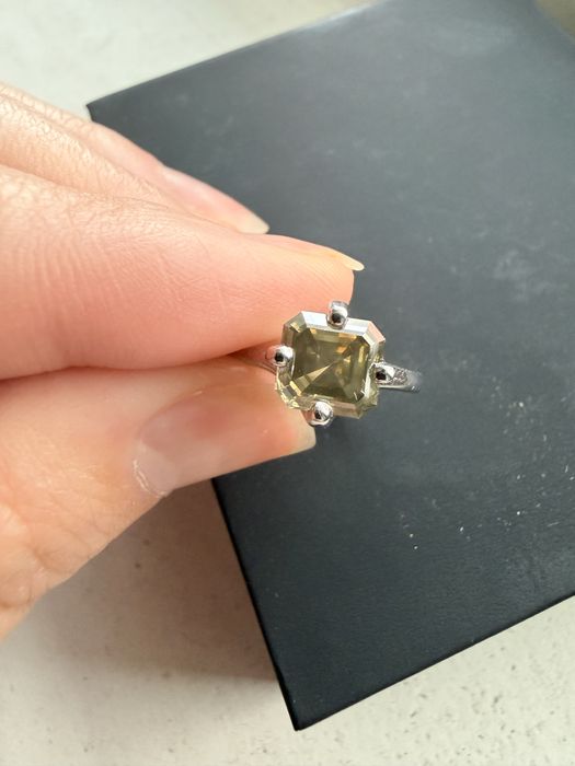 Inel de logodna cu diamant natural