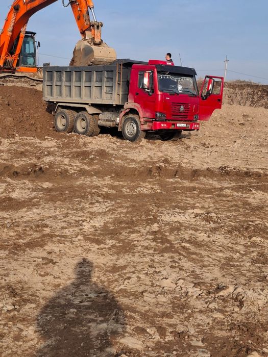 Доставка сыпучих грузов (Хова, Зил)