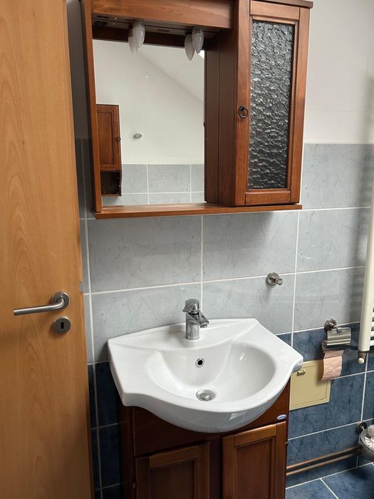 De vanzare obiecte  si mobilier baie
