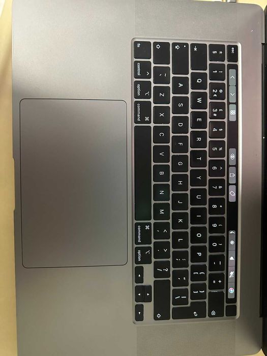MacBook Pro 2019 16inch