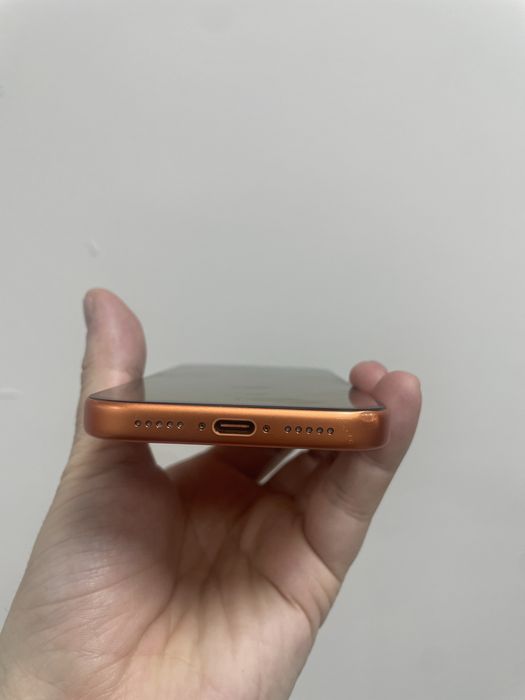 продается айфон 17про 256гб