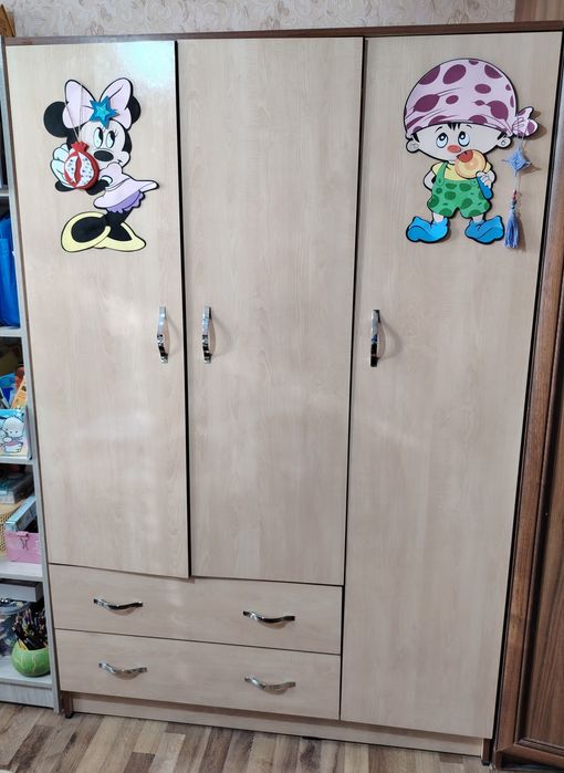 Двухъярусная кровать