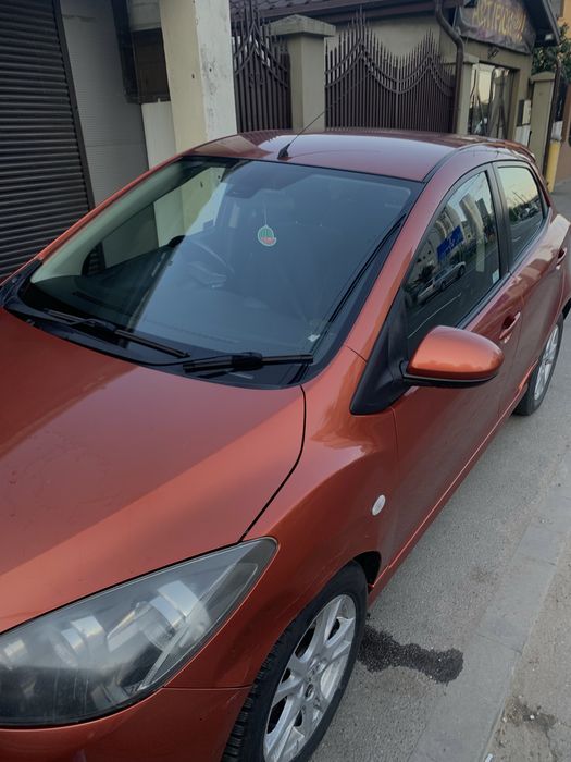 MAZDA 2 2010 — imagine 2