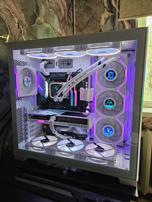 Продам игровой компьютер RTX 5060TI AERO OC 16G