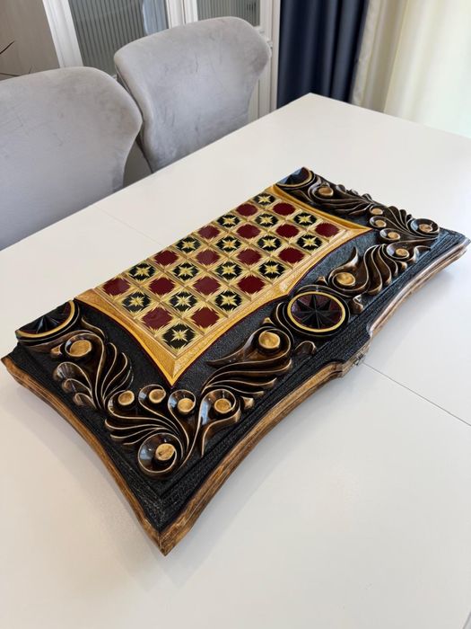 Продам набор нарды и шахматы