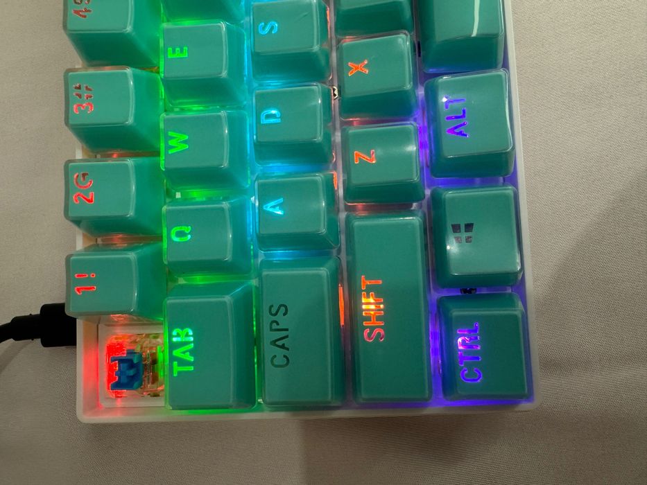 Механична Клавиатура