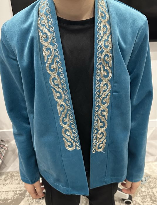 Школьный Пиджак на 8-10 лет