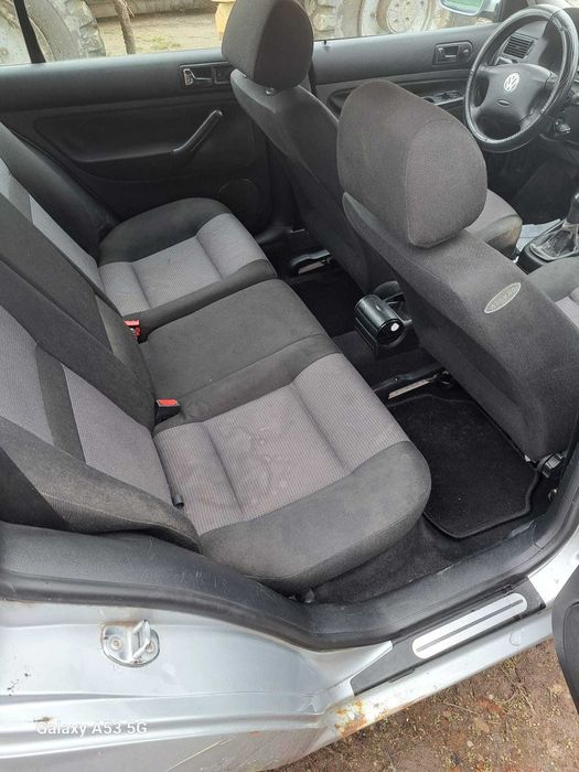 De vanzare autoturism VW Golf 4