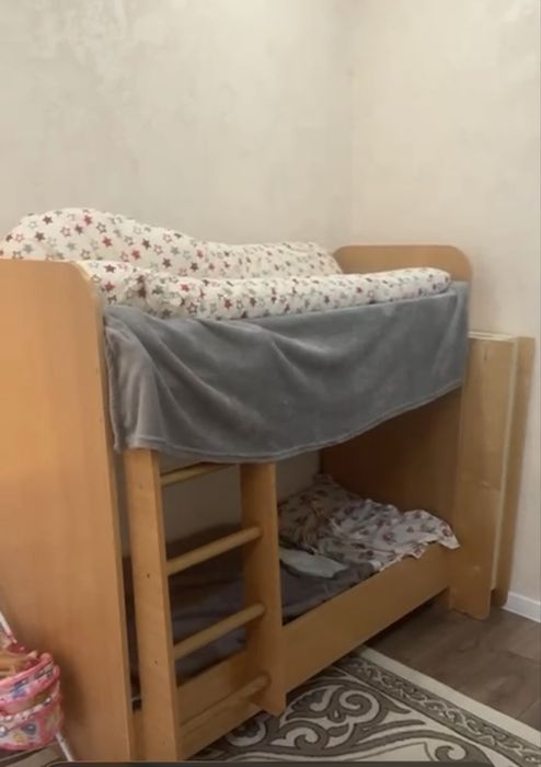Продам детскую кроватку