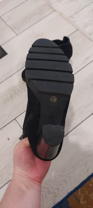 Продам женские обовь