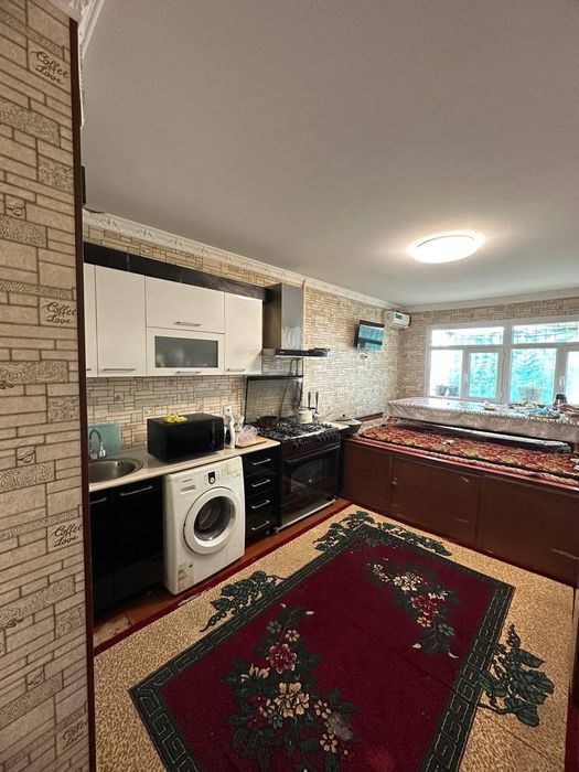 Tezda 6 xonali 8 etajda uy sotladi