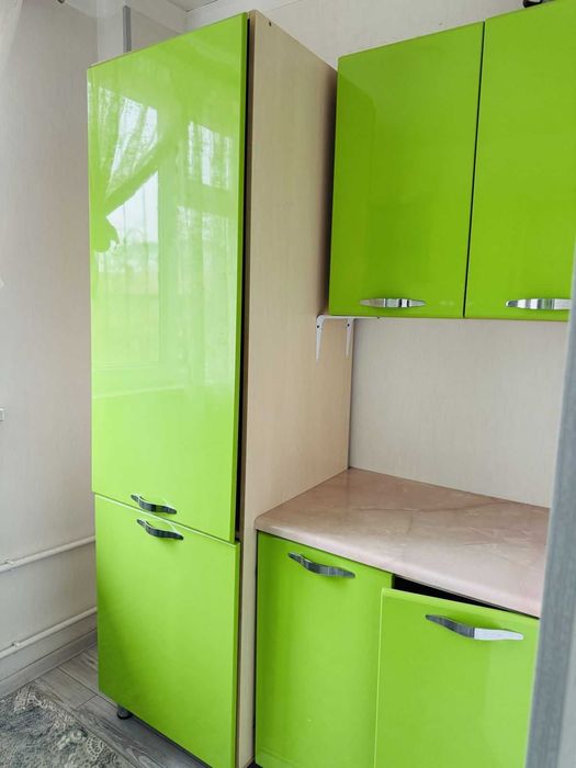 СРОЧНО! НОВЗА метроси ёнида 3 хонали уй ижарага берилади!