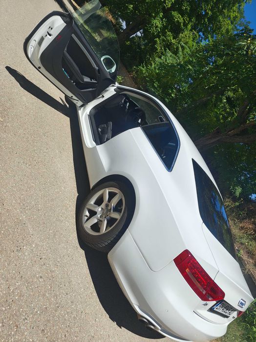Vând Audi A5 coupe