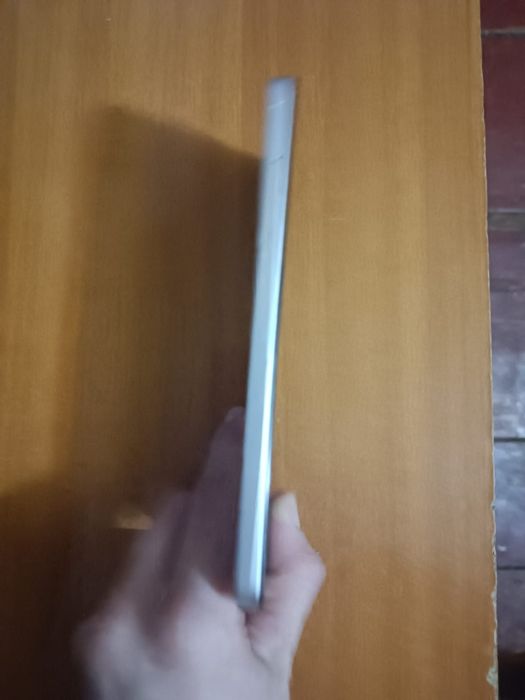 Обменяю на айфон