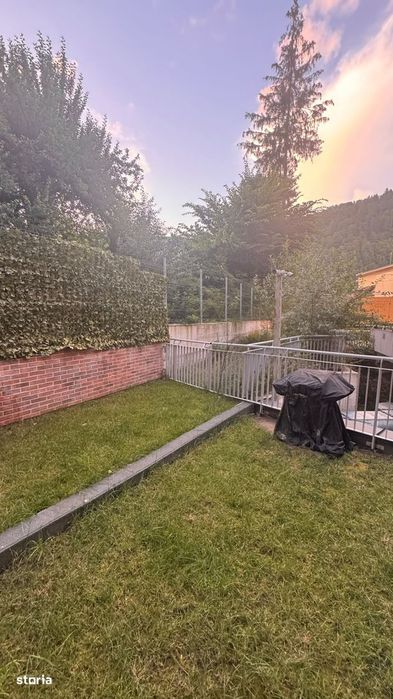 Apartament 2 camere Sinaia| Gradina 51 mp| Booking & Airbnb- Facilita