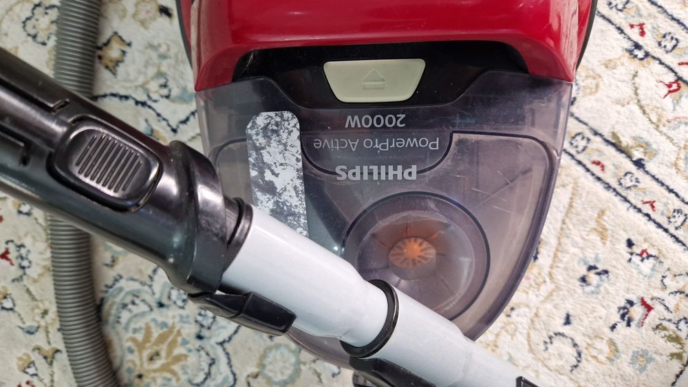 Пылесос Philips 2000W