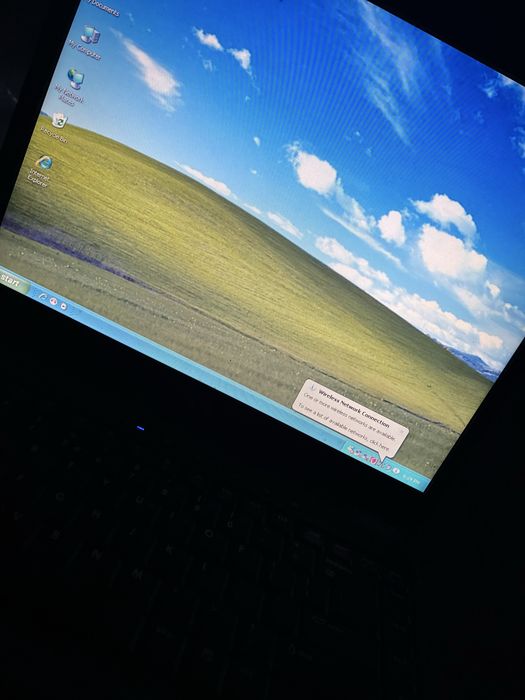 Laptop cu windows xp