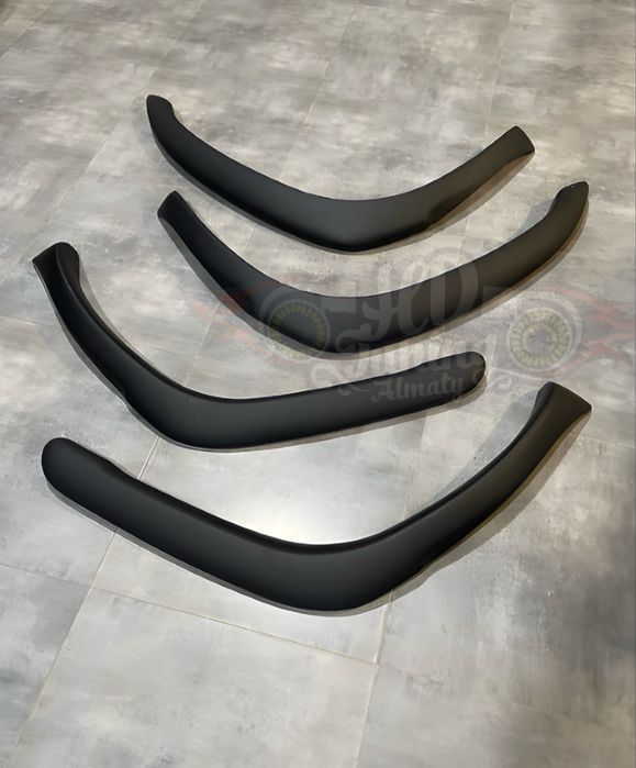 Фендера V1 на крылья Toyota Rav4