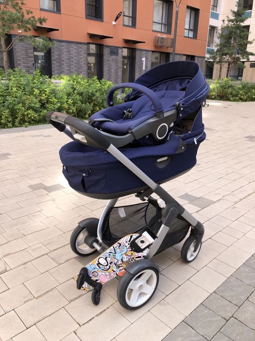 Продам коляску Stokke Crusi
