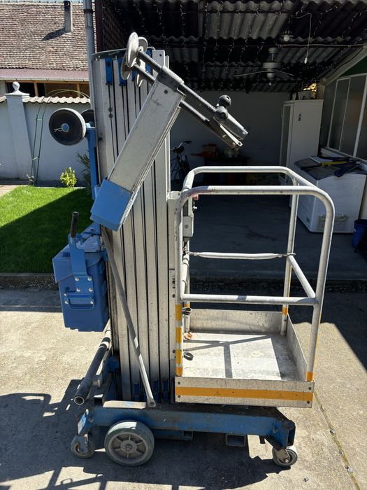 Vand Nacele Telescopica Genie 9M 12v