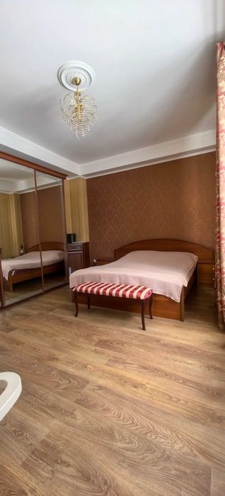 Продаётся 3 комнатная квартира