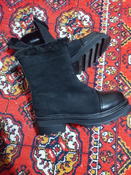 Женские сапожки новые