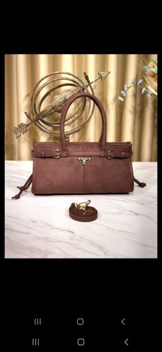 Чанти chanell miiu lv yssl prrada guccci hermees