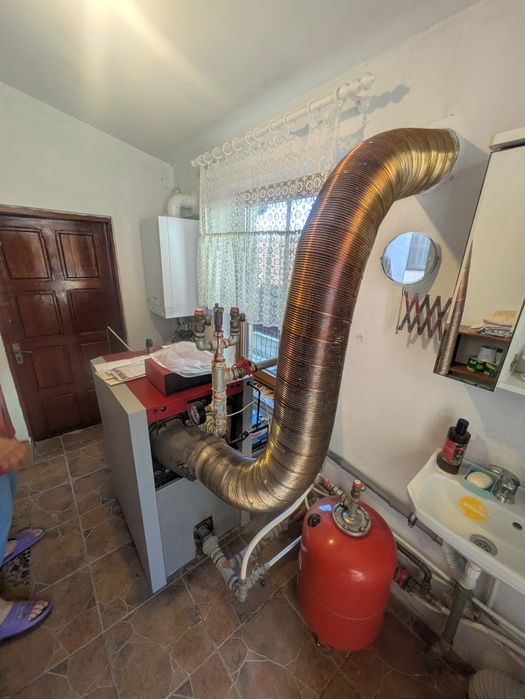 Centrala pe lemne Viadrus 25kw  cu vas de expansiune si accesorii