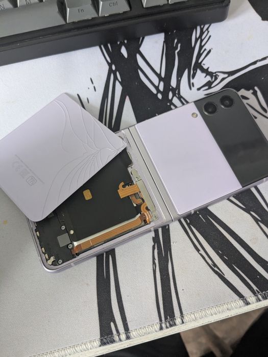 Самсунг флип 3,4 на запчасти