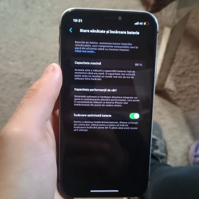 Vând /schimb iPhone 11
