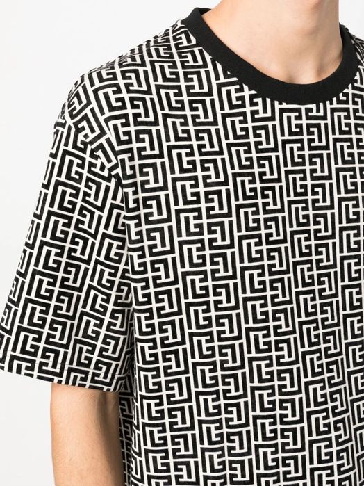 Balmain monogram тениска ОРИГИНАЛНА!!