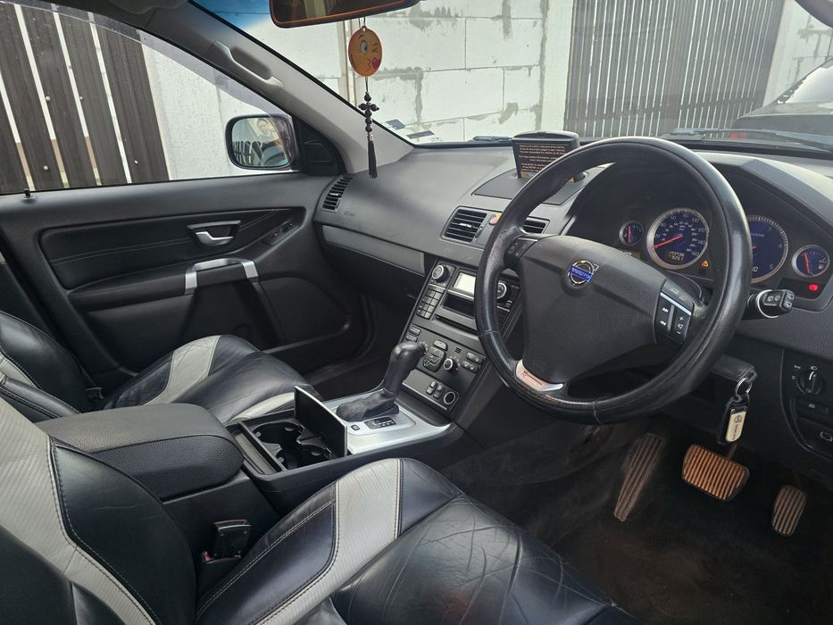 Volvo XC90 R-Design D5 AWD 4x4 – 2013 - volan dreapta