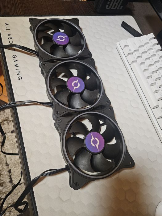 Set 3 ventilatoare AQIRYS + controller rgb