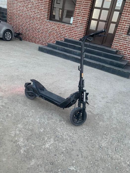 Vând trotinetă electrică sengway zt 3pro