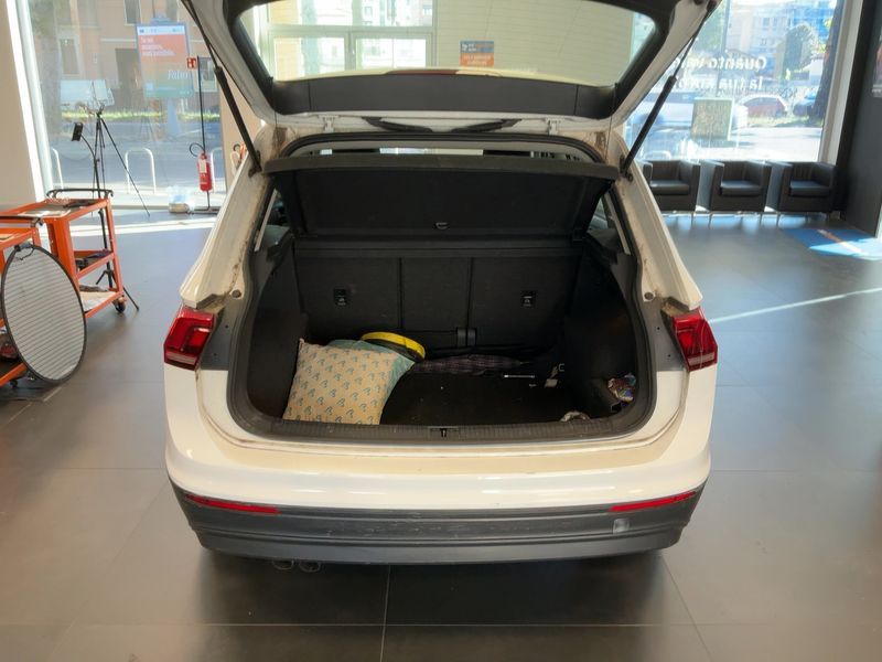Volkswagen Tiguan 1.6 TDI Urban BlueMotion Tech 2018