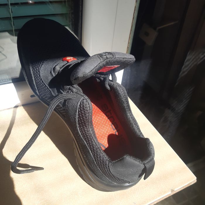 Обувки на марката  щраус